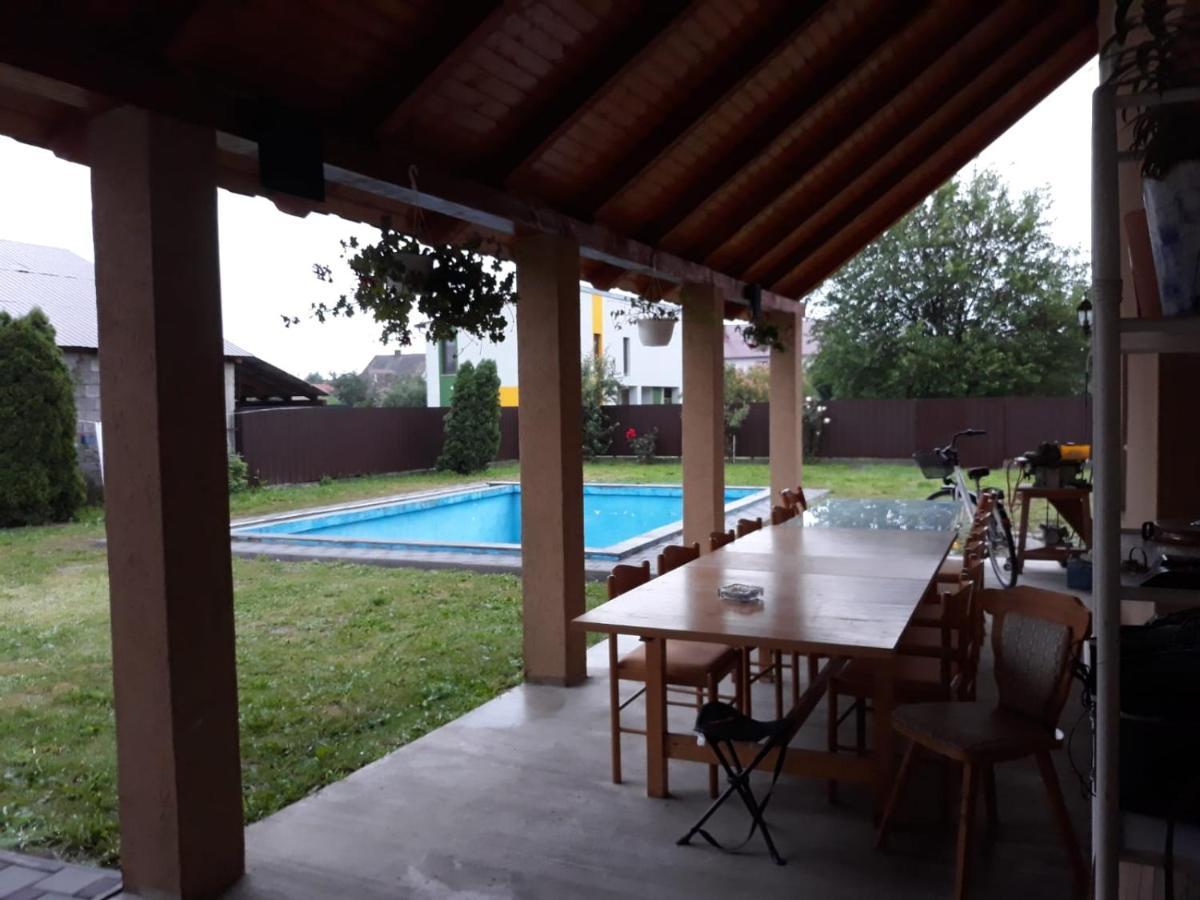 Casa Sannicolau Acomodação com café da manhã Sînnicolau Mare Exterior foto
